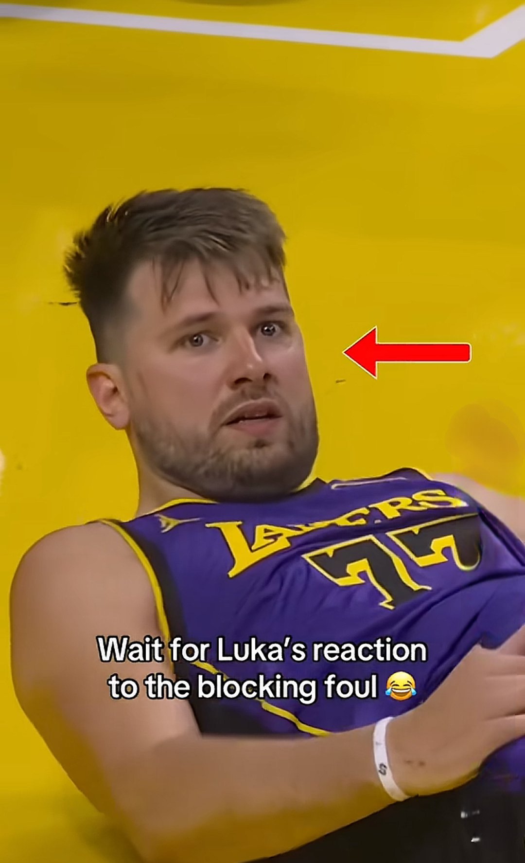 HTH包含东契奇在日本队比赛中锐不可当，领先优势明显引发热议！比赛高潮迭起的词条