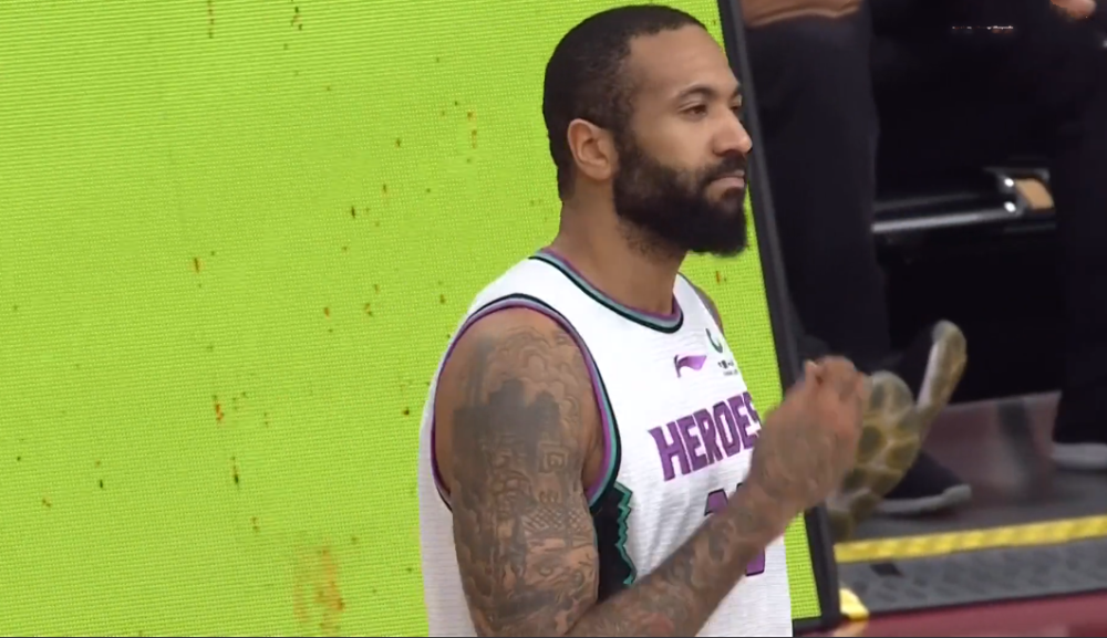 HTH关于今晚德国杯焦点战；本菲卡手感冰凉；悬念犹存；医务组通报恢复的信息